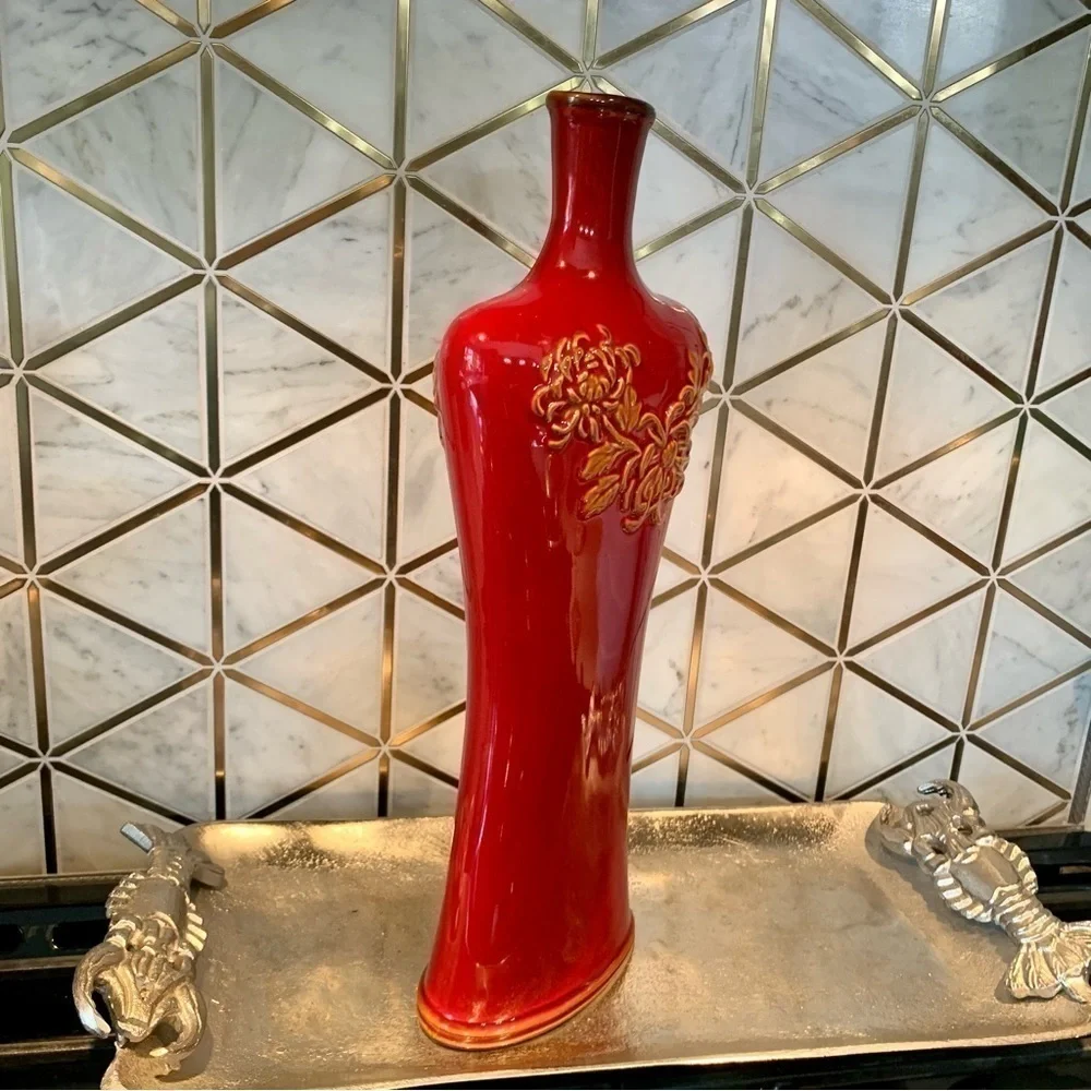 Oxblood Red Ceramic Glazed Vase Embossed Detail Oriental Asian Medium Curvy